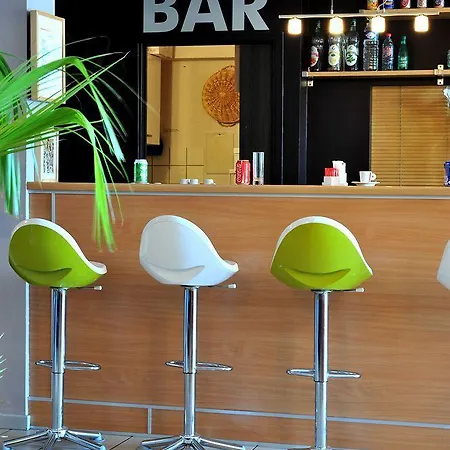 Brit Montpellier Parc Expo ホテル