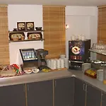 Brit Montpellier Parc Expo Hotell 3*