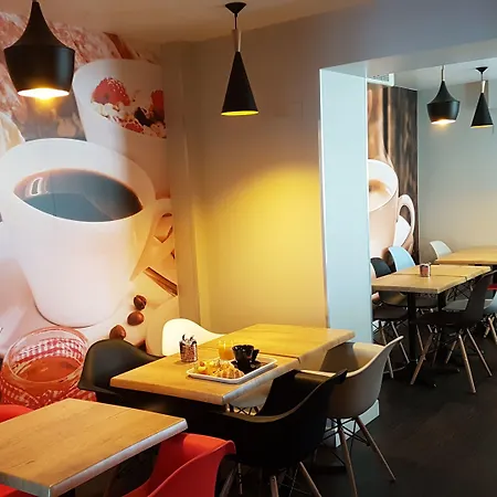 Hotell Brit Montpellier Parc Expo